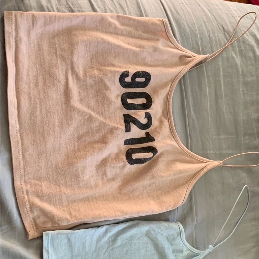 Spaghetti strap crop tops